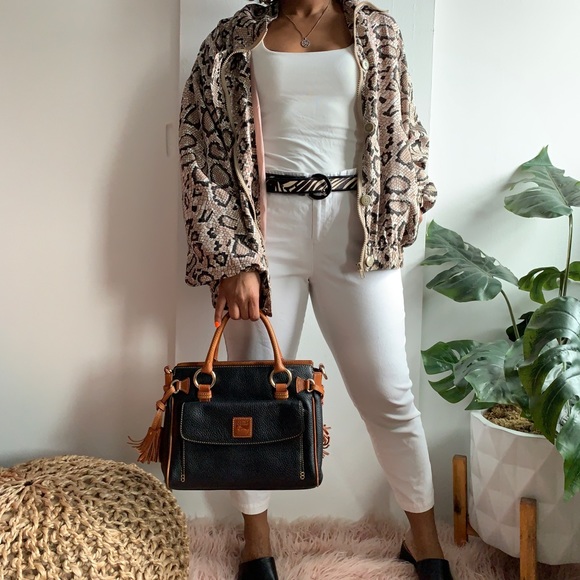 100% SILK light weight cheetah coat. - Picture 3 of 7